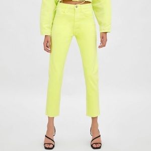 NWOT Zara Lime Green High-Waisted Straight Leg Jeans (US 2)